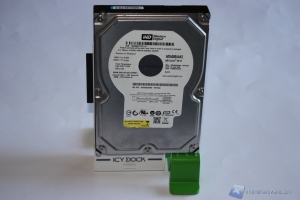 Icy Dock_MB881U3-1SA__16